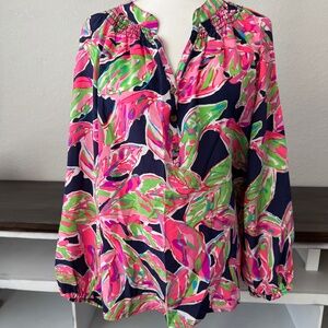 Lilly Pulitzer Elsa 100% Silk Blouse Buttons In The Vias Women's Size L
